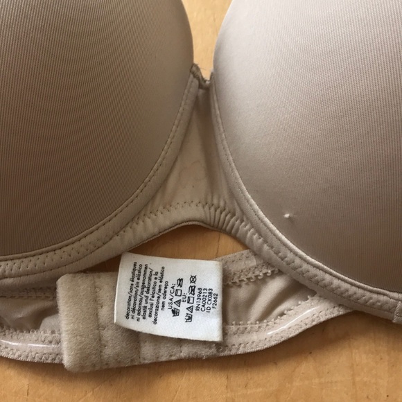 Calvin Klein strapless push-up bras - Picture 5 of 5